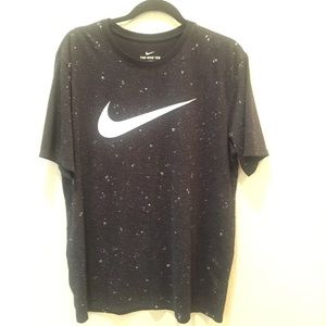 Black and spotted white nike shirt size XL